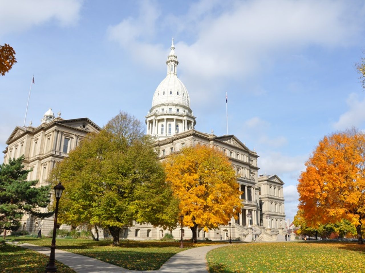 The Lansing, Michigan capitol building on a fall day.