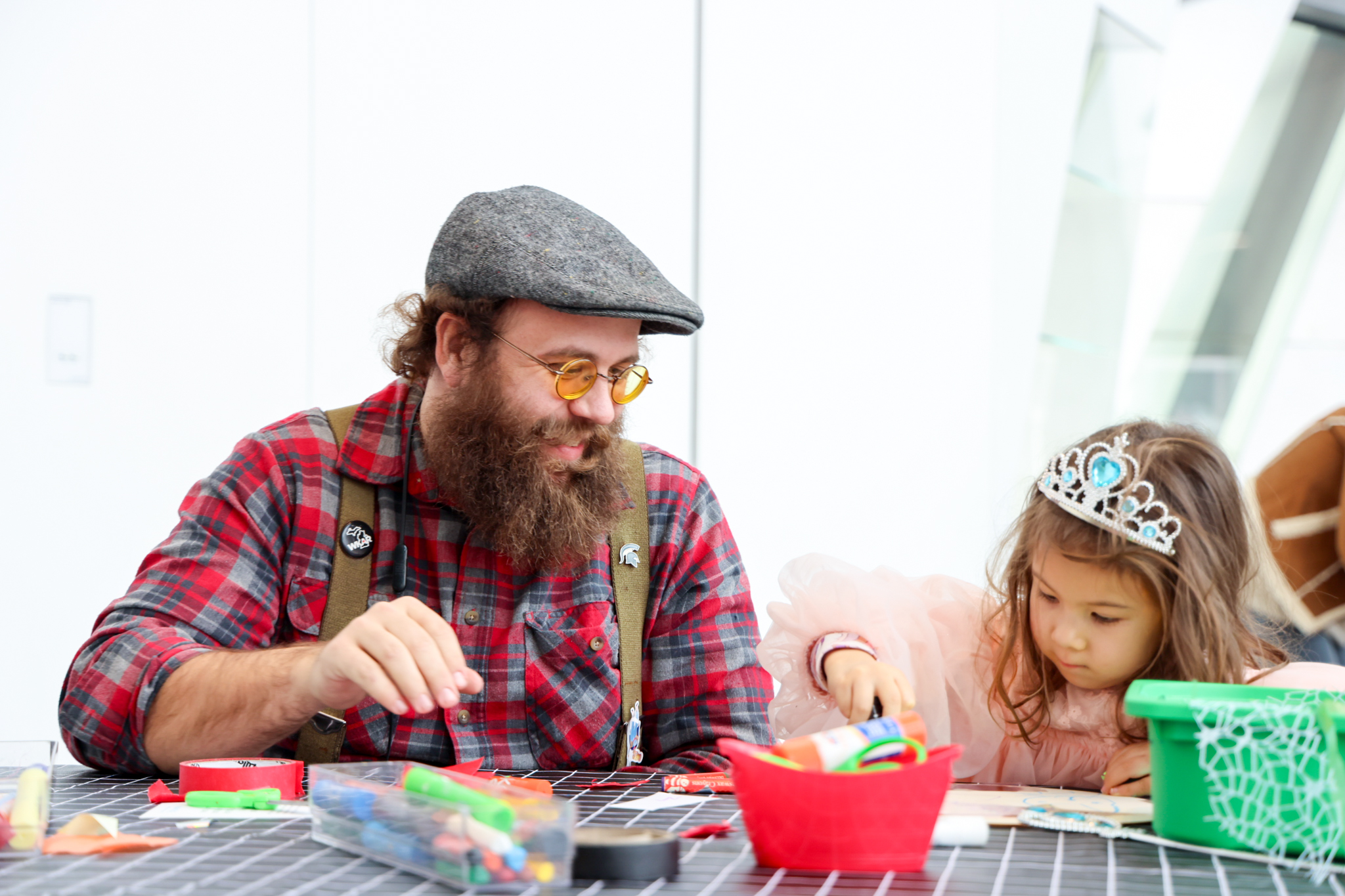 parent and child art-making